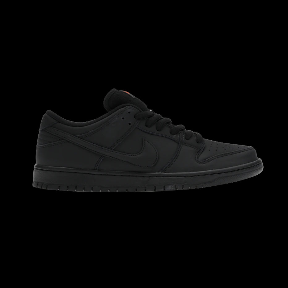 Dunk Low Pro SB 'Triple Black'