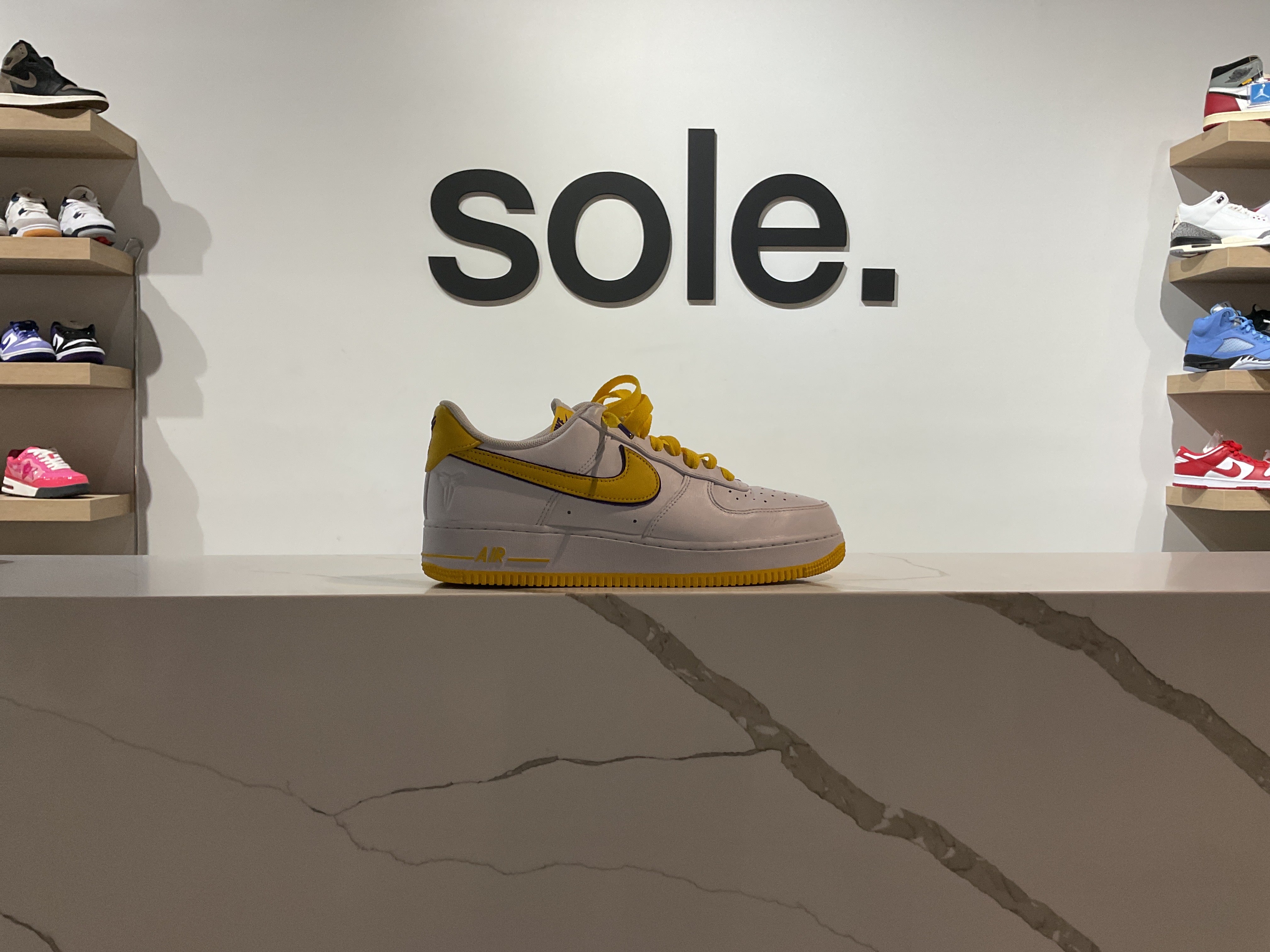 Pre-Owned Kobe Bryant x Air Force 1 Low Retro QS 'Lakers Home'