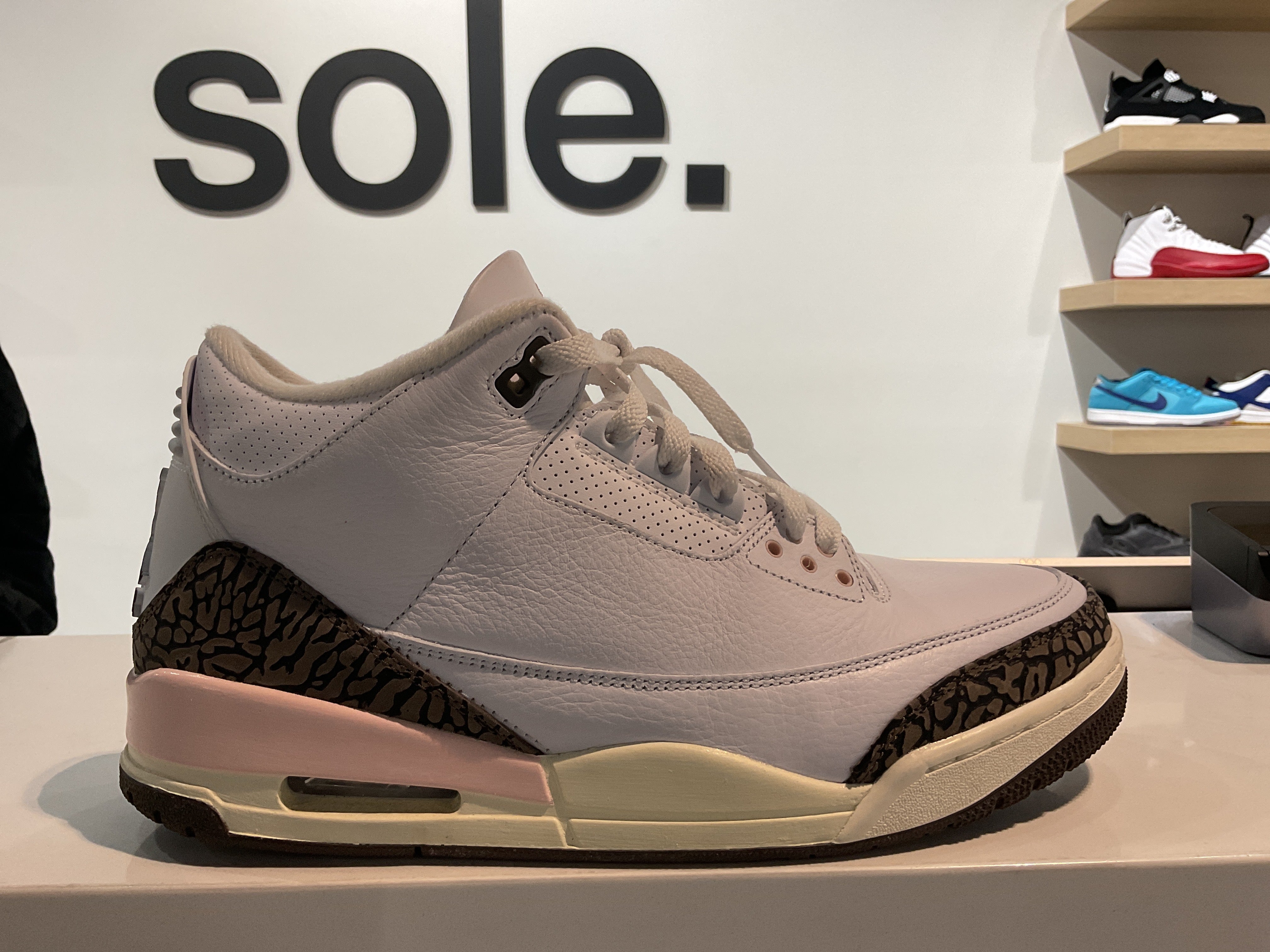 Pre-Owned Wmns Air Jordan 3 Retro 'Neapolitan'