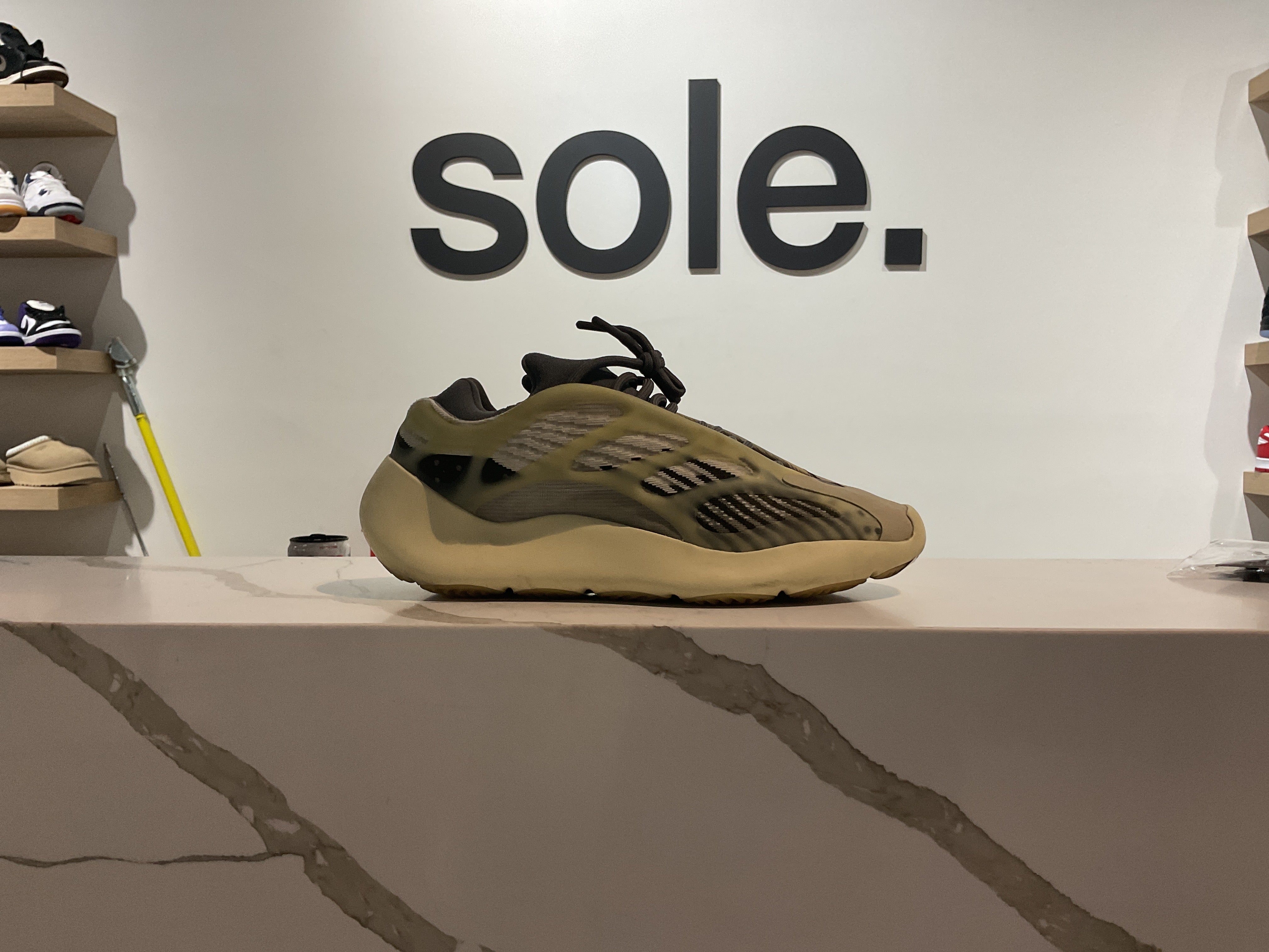 Pre Owned Yeezy 700 V3 'Fade Salt'