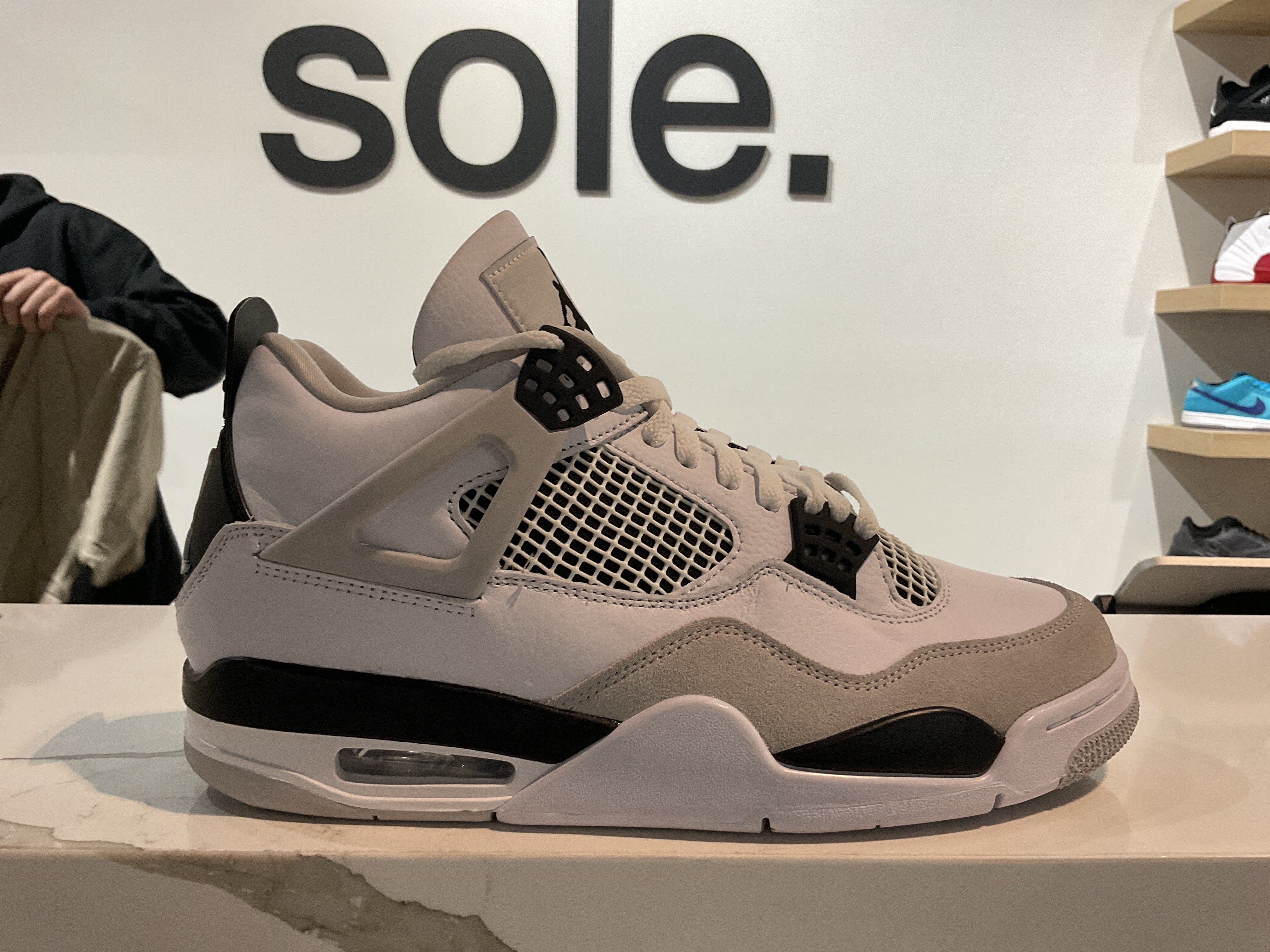 Pre-Owned Air Jordan 4 Retro 'Military Black'