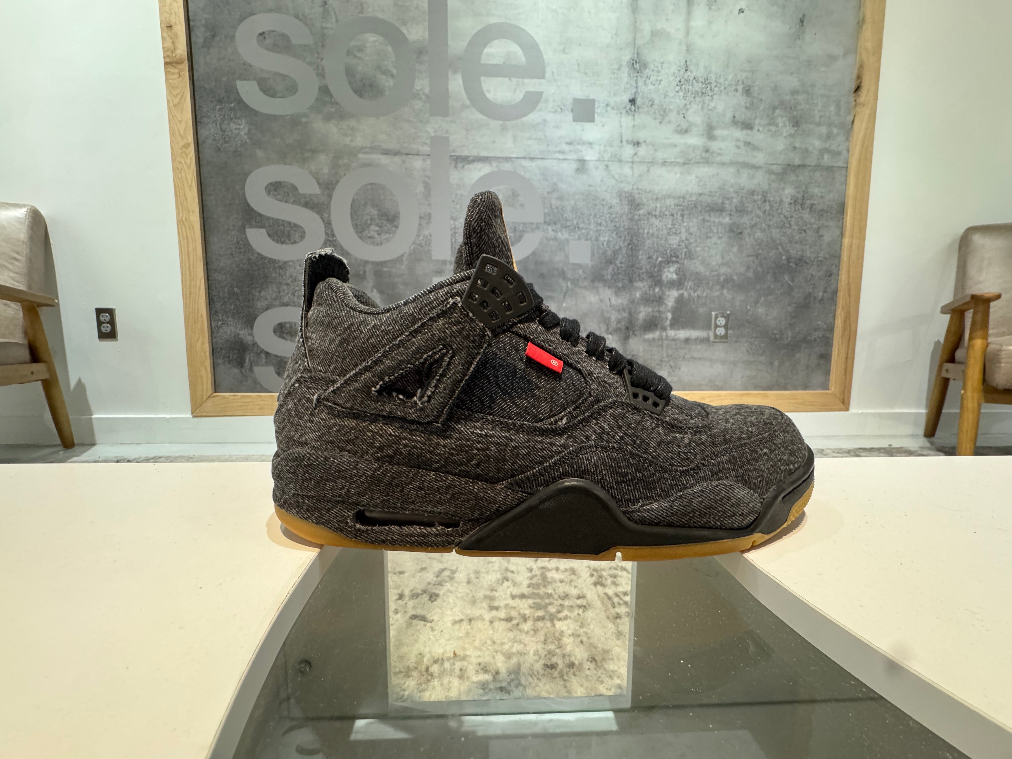 Pre-Owned Levi's x Air Jordan 4 Retro 'Black Denim - Blank Tag'