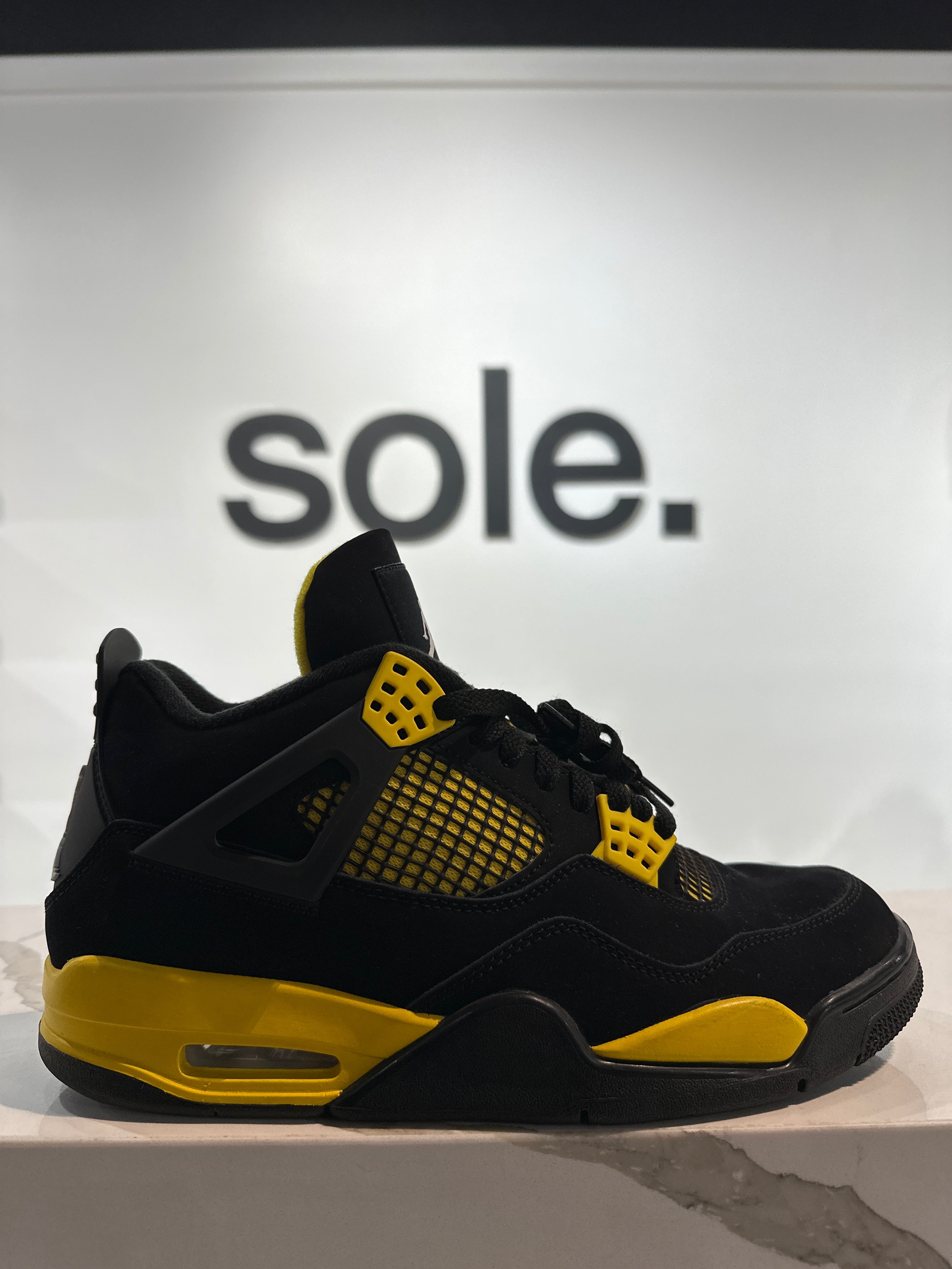 Pre-Owned Air Jordan 4 Retro 'Thunder' 2023