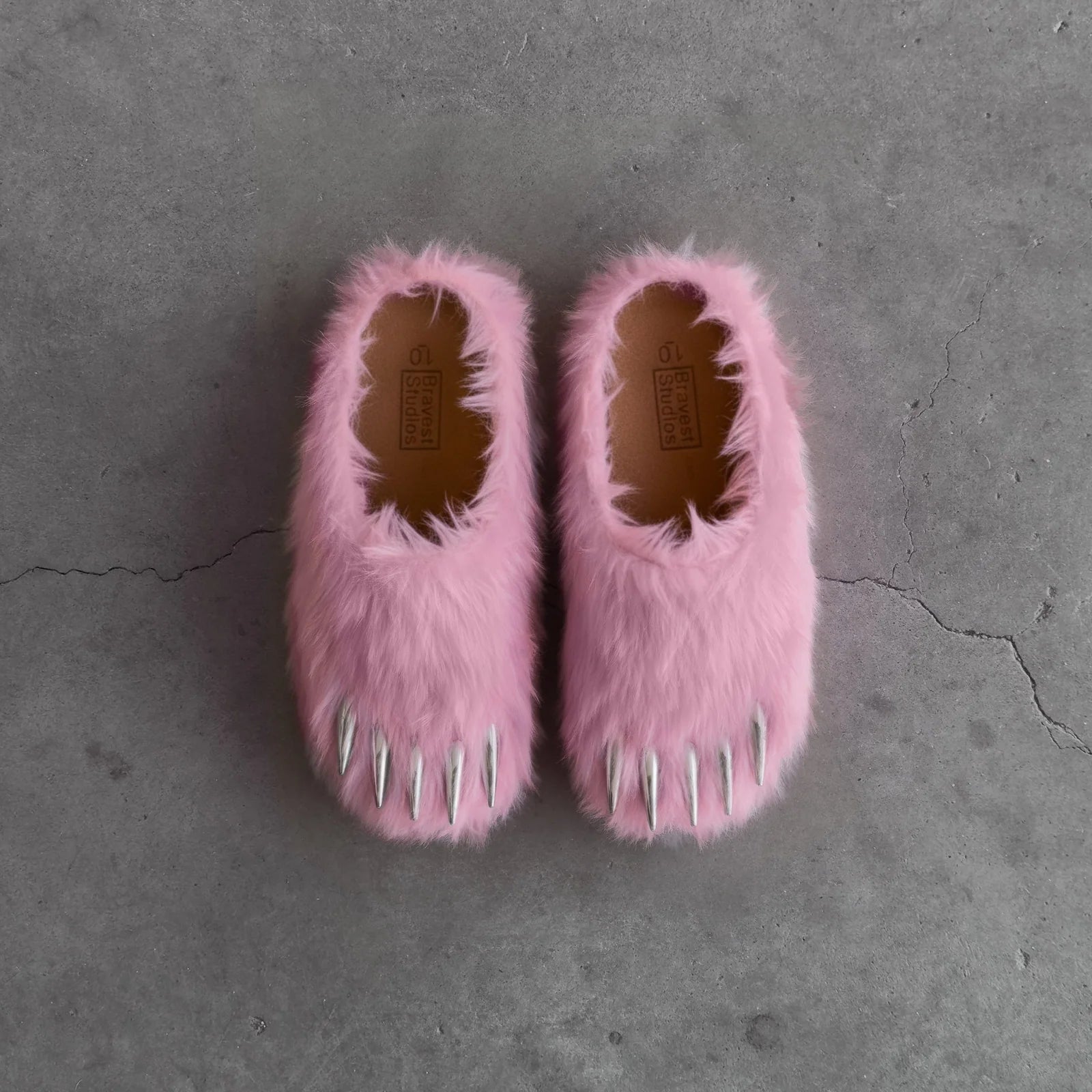 Bravest Studios Bear Claw Mule 'Pink"