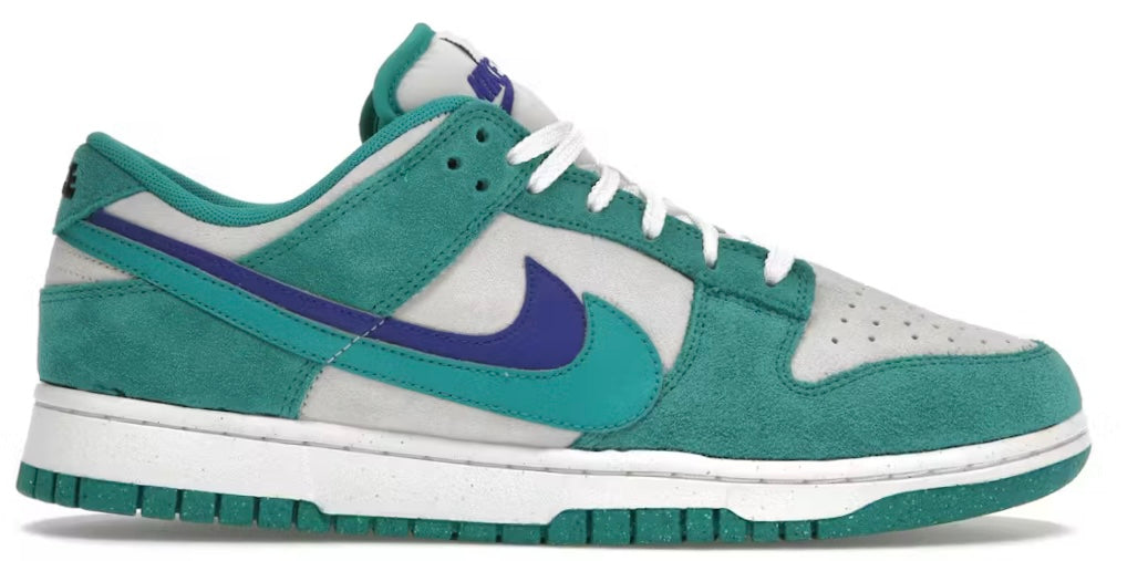 women’s Dunk Low SE ‘85’