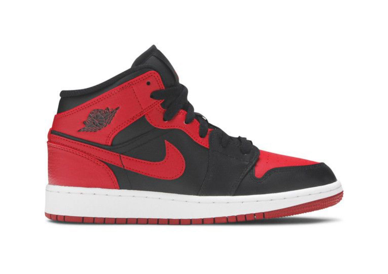 Jordan 1 mid banned GS
