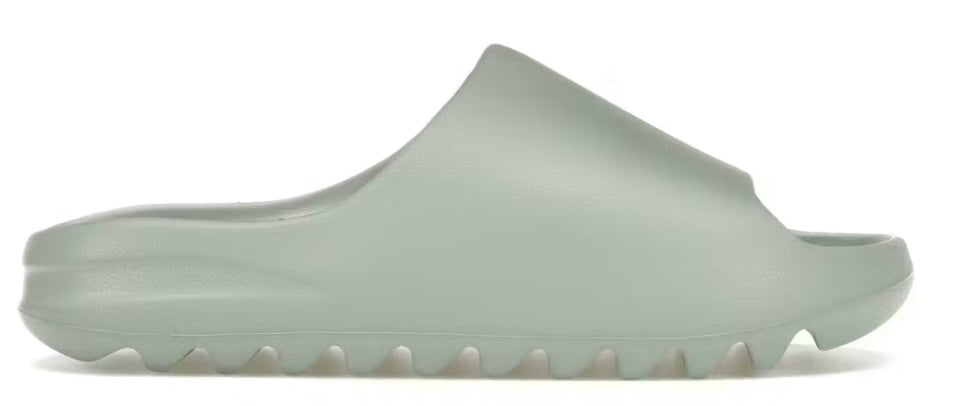 Yeezy Slides 'Salt'