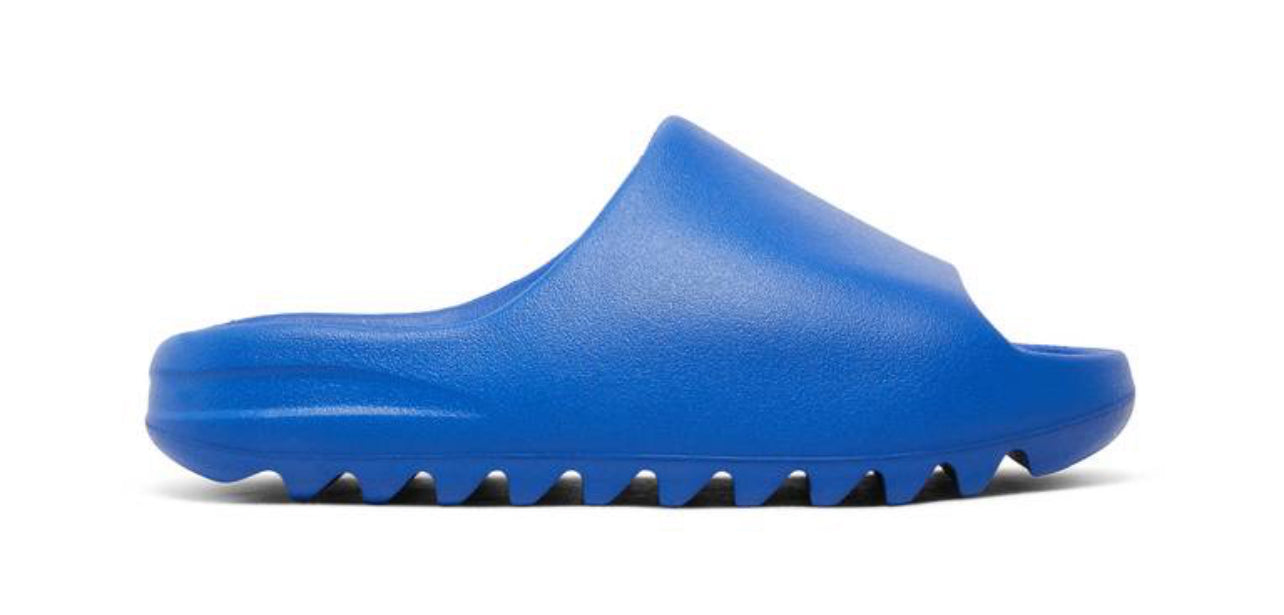 Yeezy Slides 'Azure'