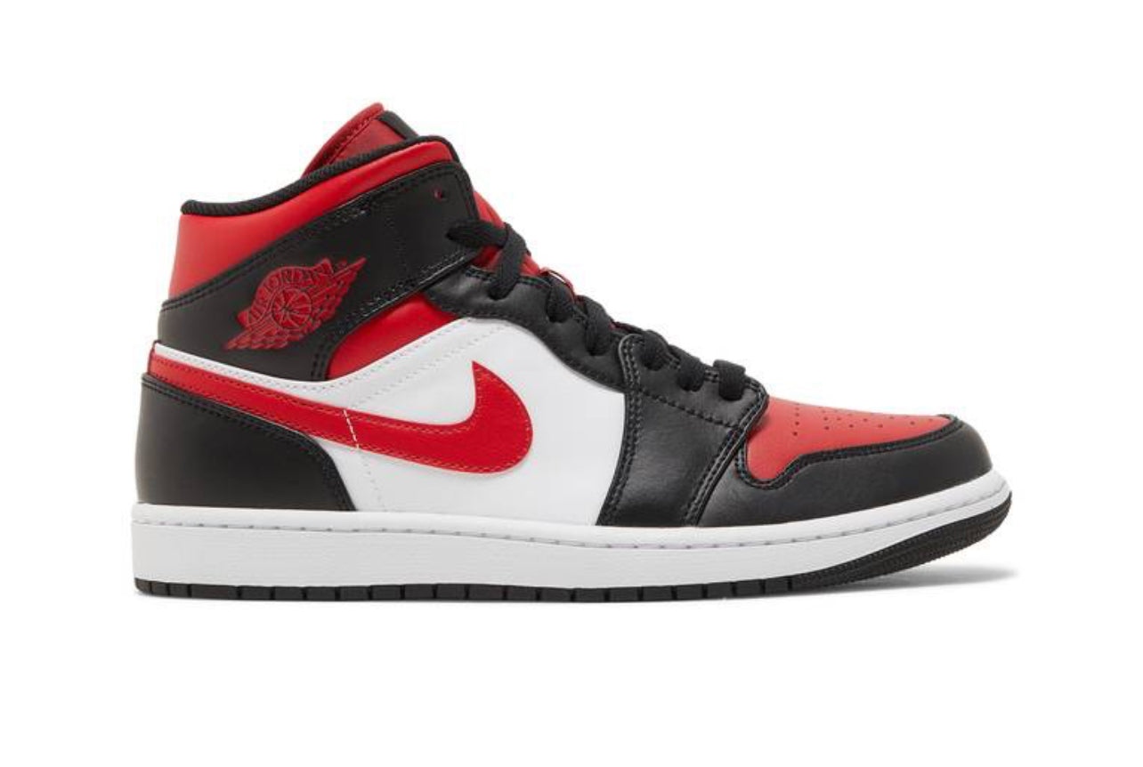 Jordan 1 mid bred toe