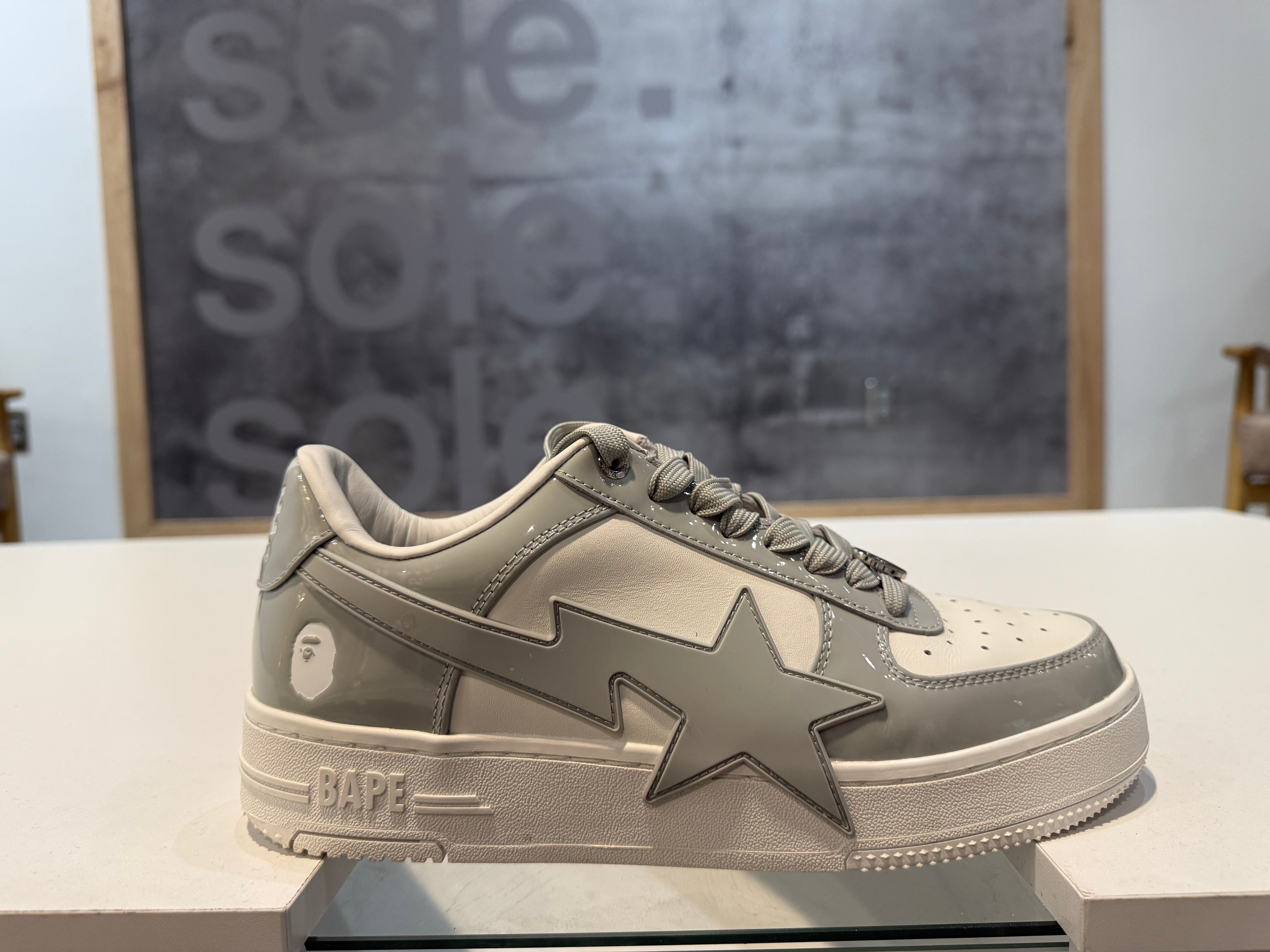 Pre-Owned Bapesta Patent White & Gray OS #3