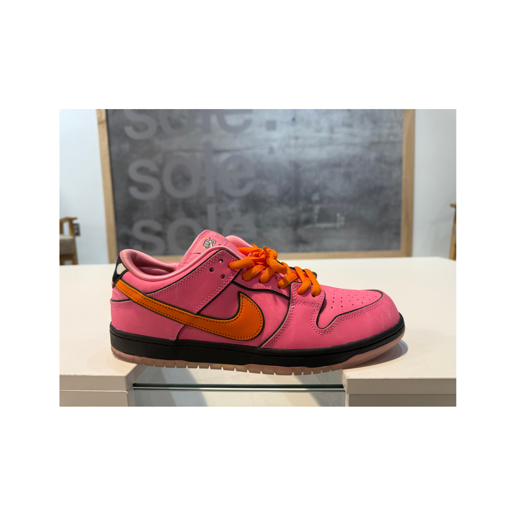 Pre-Owned The Powerpuff Girls x Dunk Low Pro SB QS 'Blossom’