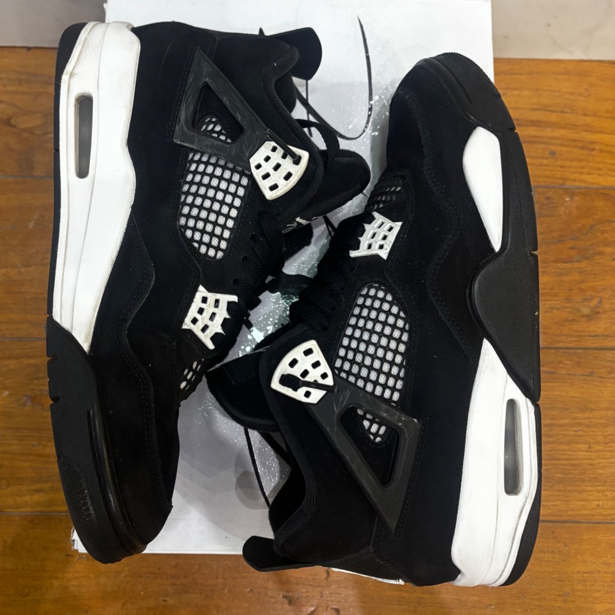 Jordan 4 Retro White Thunder - Image 3